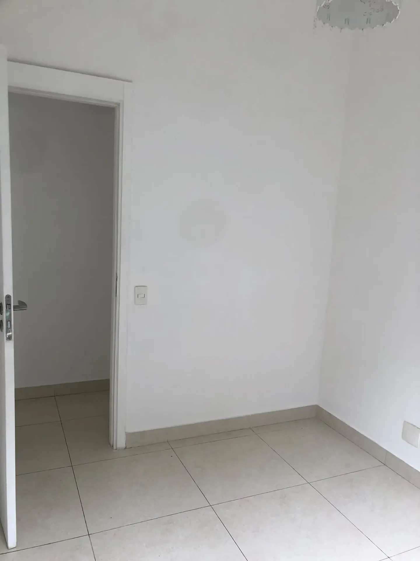 2-bedroom apartment in a building with a sauna — photo 16