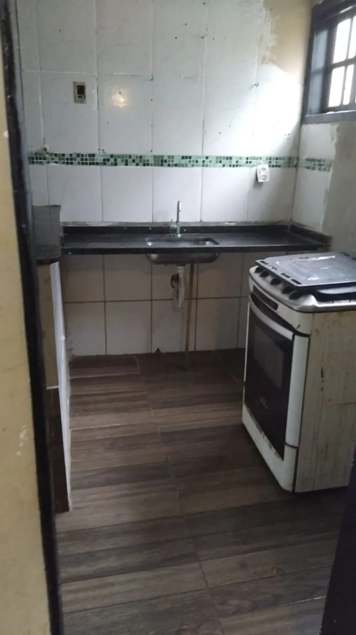Unfurnished house with 2 bedrooms, 1 bath and balcony