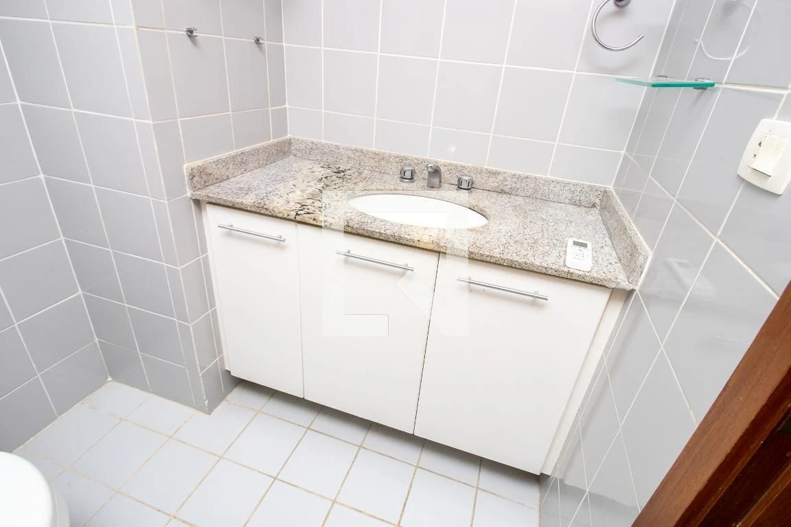 Apartamento sem mobília com 1 quarto e 2 banheiros — photo 17