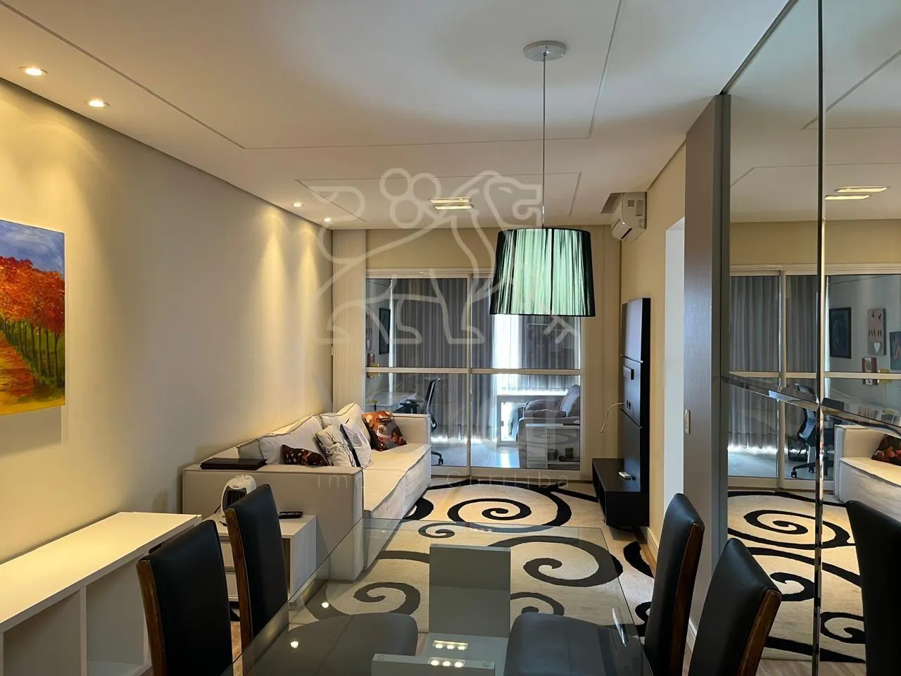 2-bedroom apartment in a building with a heated pool — photo 8