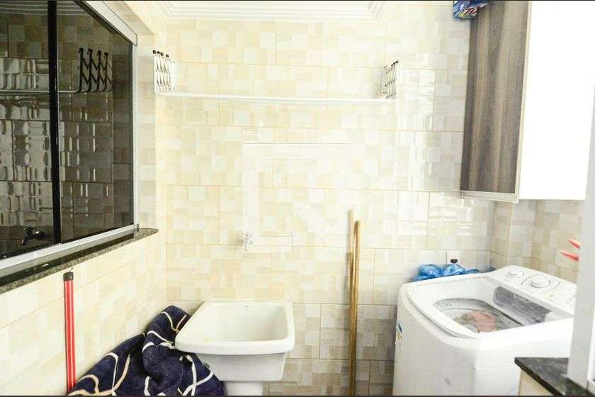 Furnished 55 m² apartment with 2 bedrooms and glass balcony — photo 23