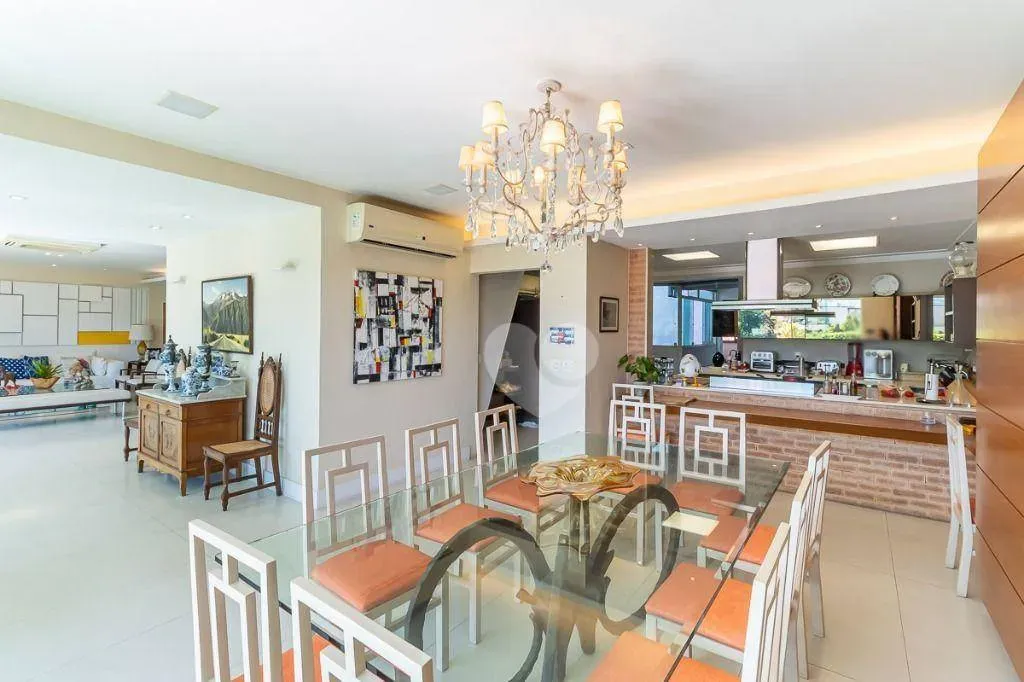 Furnished 574 m² apartment with 4 en-suite bedrooms — photo 6