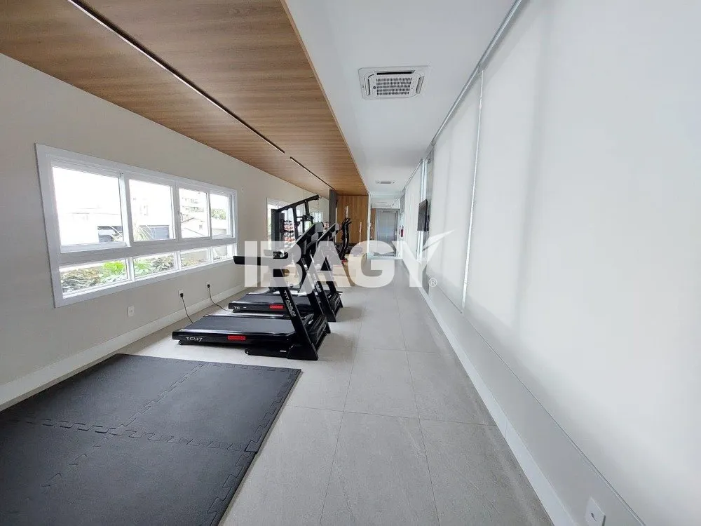 Furnished 133 m² apartment with 3 en-suite bedrooms — photo 45