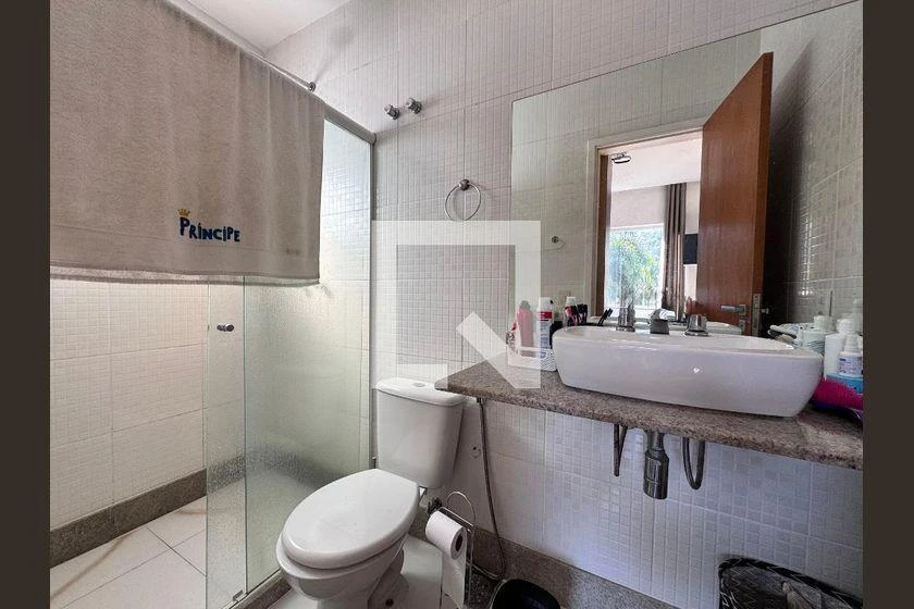 Condominium house with 4 en-suite bedrooms and 800 m² — photo 48