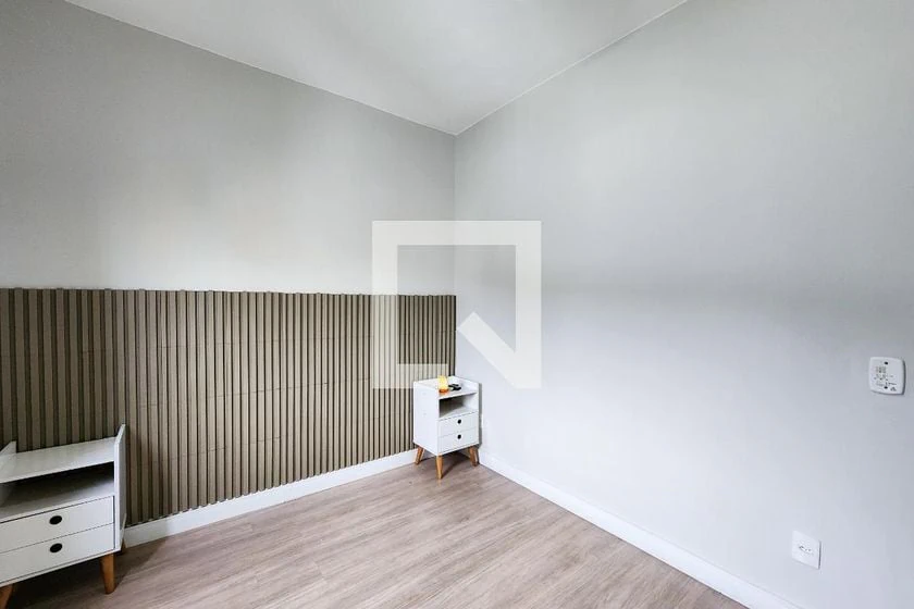 Furnished apartment, 58 m², with a glass-enclosed balcony — photo 40