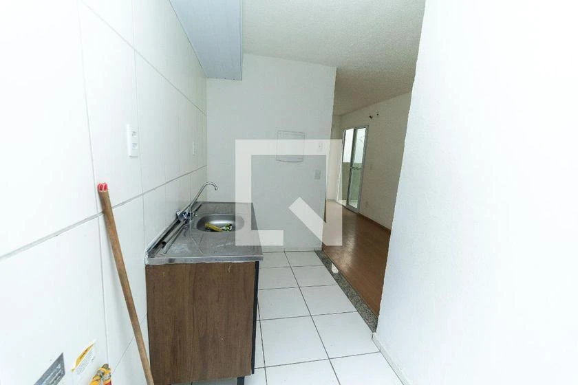 2-bedroom apartment in a building with a gym — photo 37