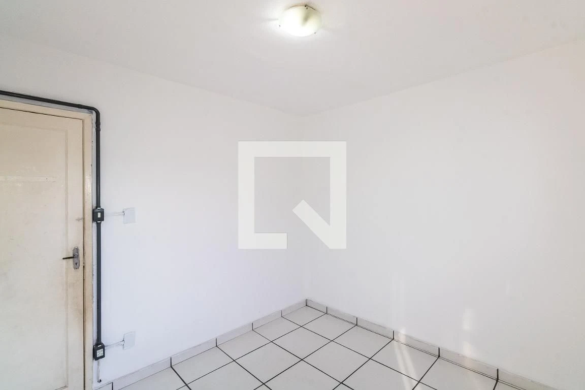 3-bedroom apartment with a separate gas-stove kitchen — photo 43
