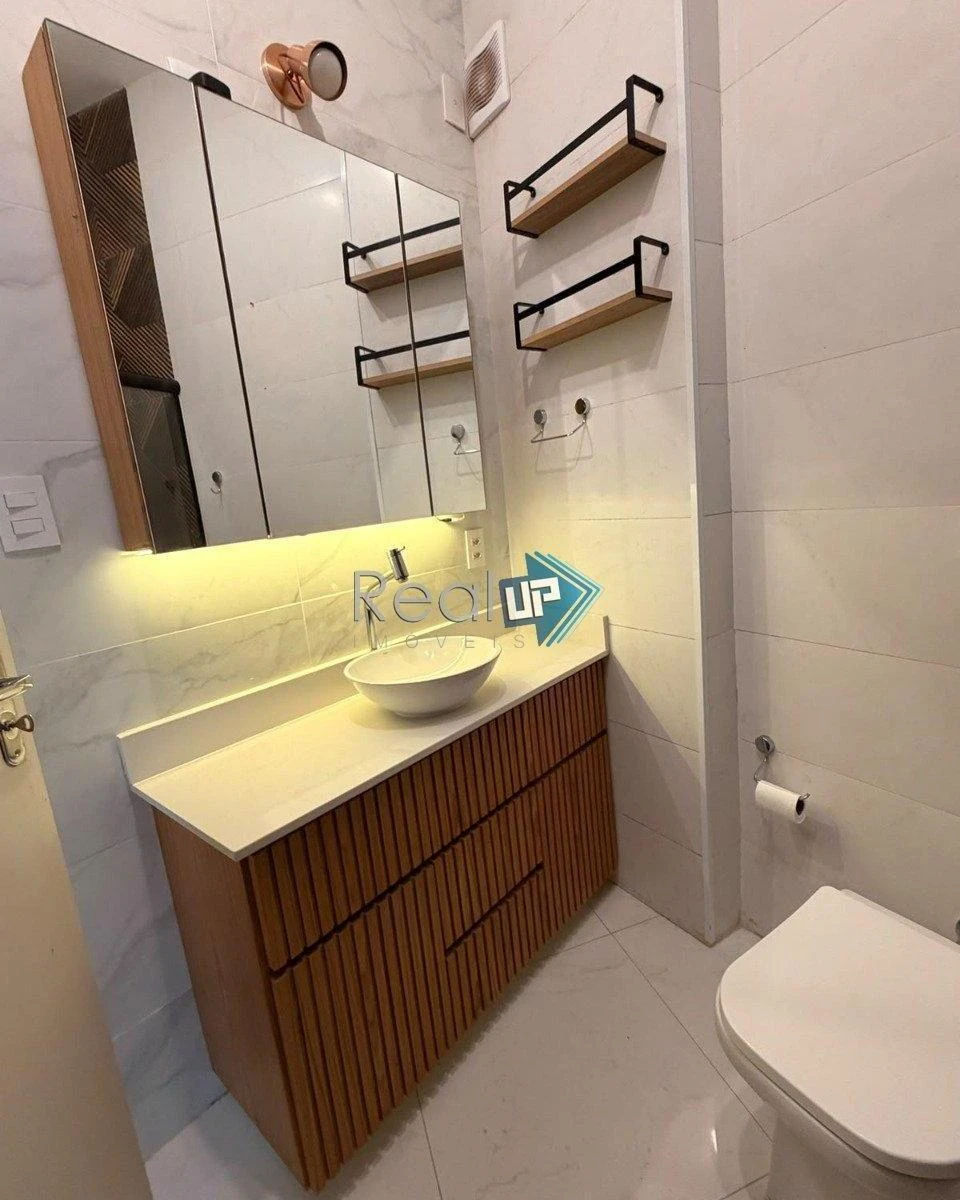 Apartment, 52 m², with floor-to-ceiling windows — photo 42