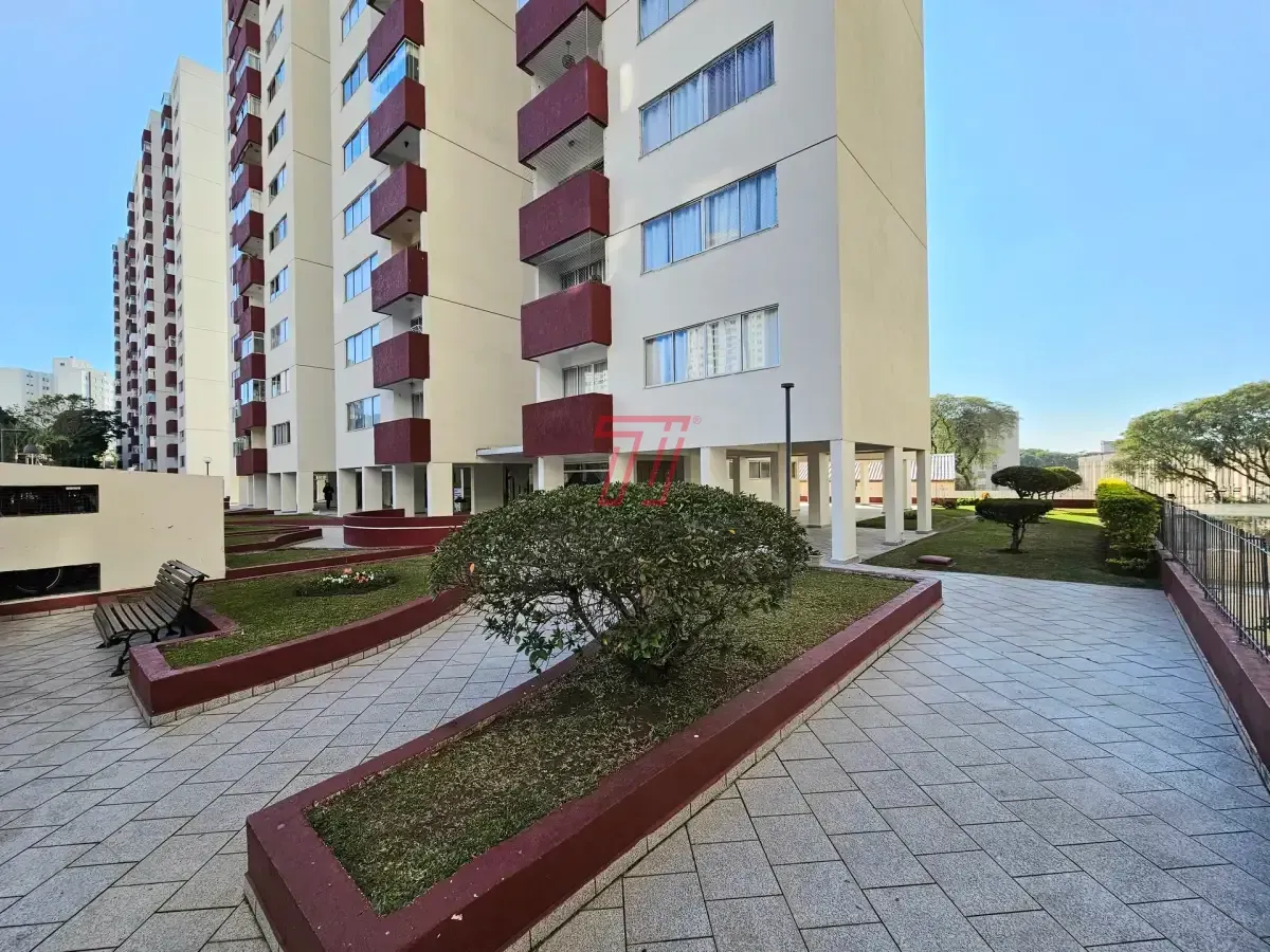 Rental apartment with 3 bedrooms and a balcony — photo 39