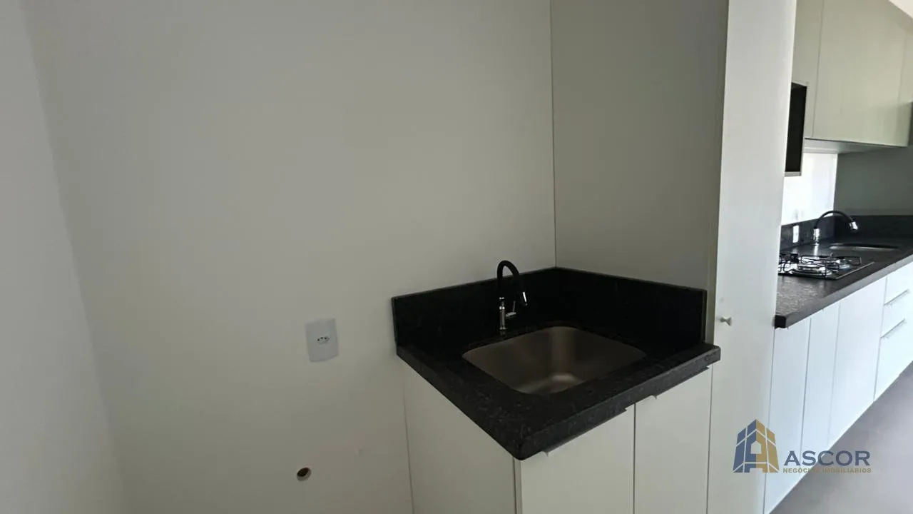 Furnished 1-bedroom apartment with open kitchen and grill — photo 20