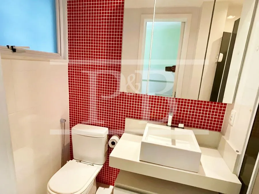 Furnished 3-bedroom apartment with 3 bathrooms — photo 15