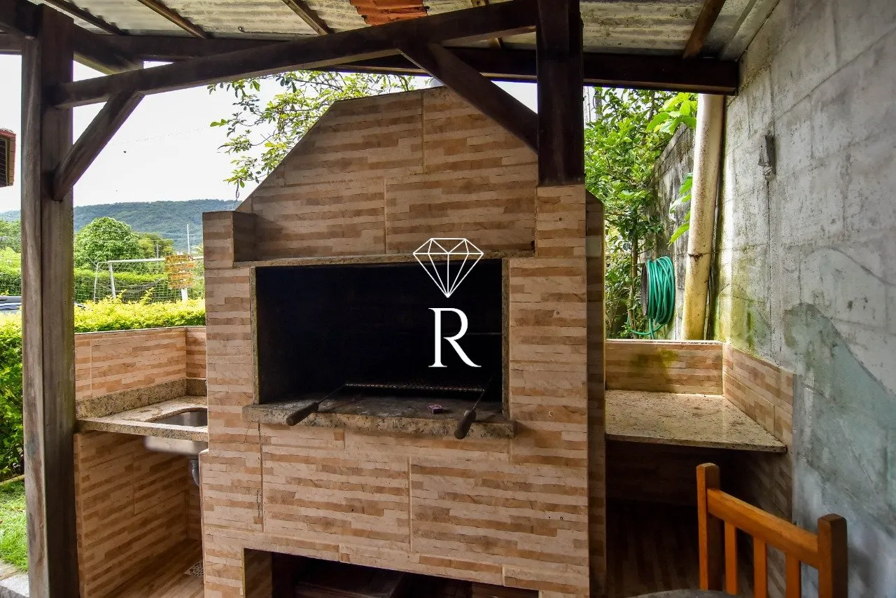 Casa tipo sítio con 4 dormitorios y 6 plazas de aparcamiento — photo 44