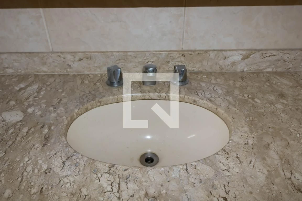 Квартира: 2 спальні, 70 м² — photo 2