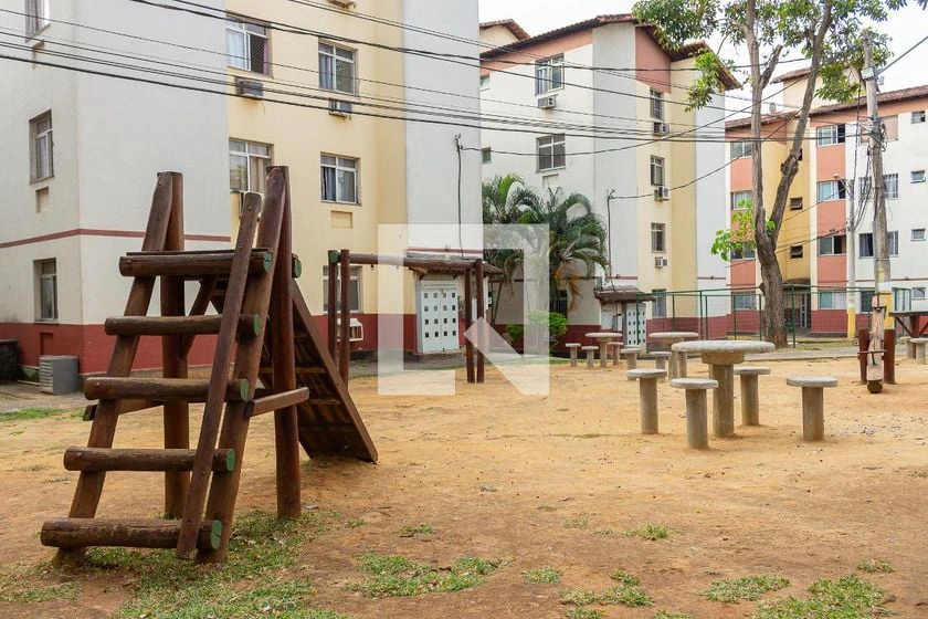 Apartamento de 2 quartos com piso de cerâmica e vaga — photo 27