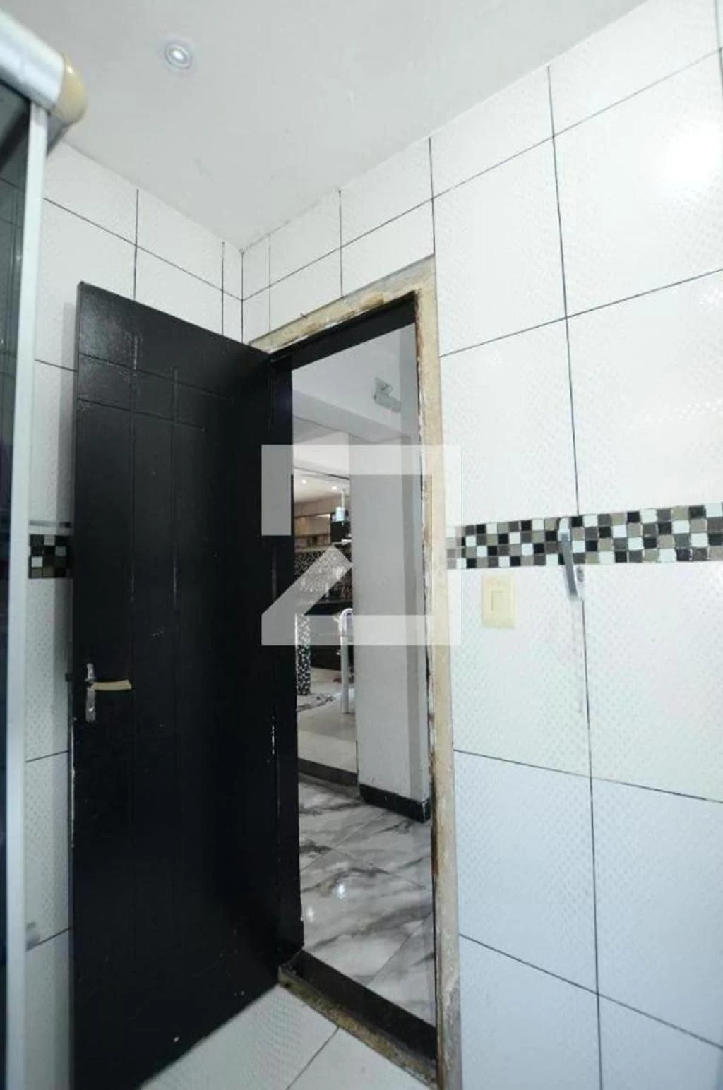 Furnished apartment, 260 m², with a grill on the balcony — photo 64