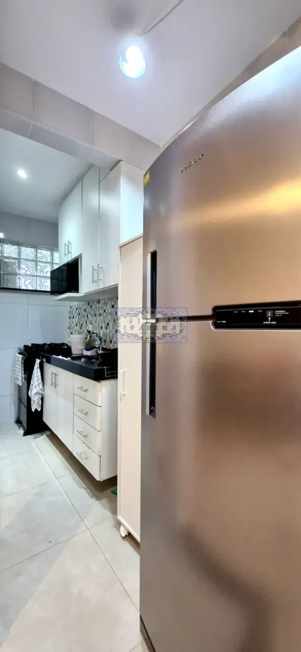 Furnished 1-bedroom apartment with a glassed-in balcony — photo 2