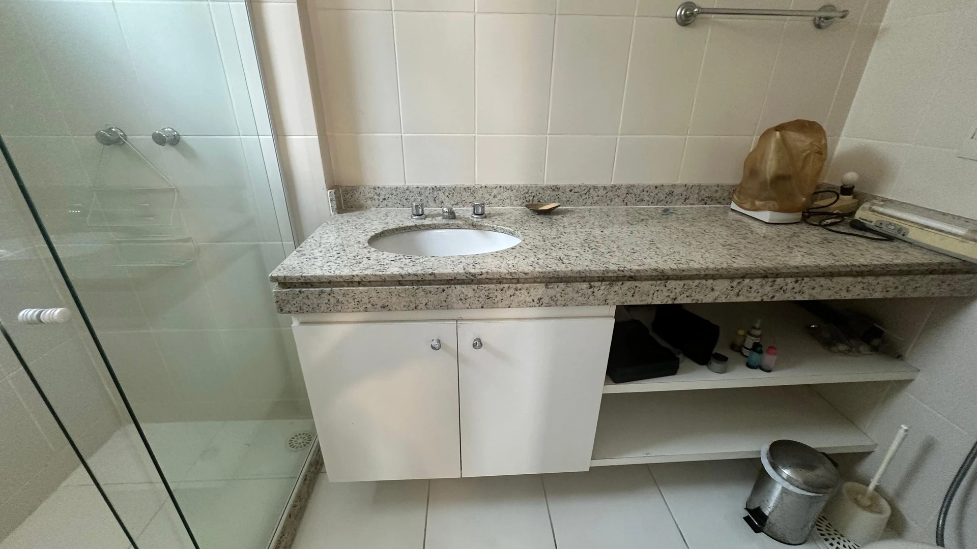 Casa mobiliada em condomínio com 5 quartos e quintal — photo 52