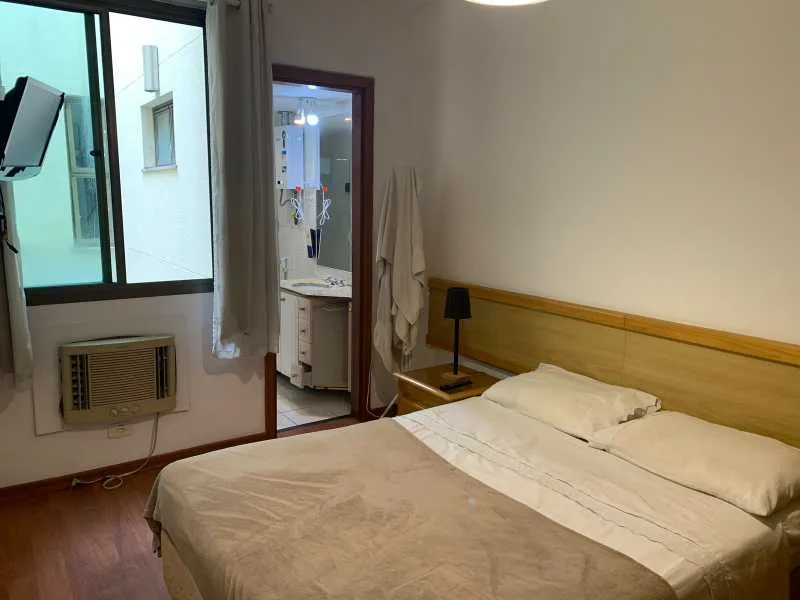 Furnished 1-bedroom apartment with 2 bathrooms — photo 3
