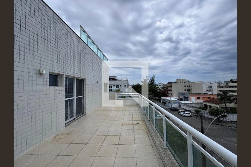 Furnished 360 m² apartment with 3 en-suite bedrooms — photo 33