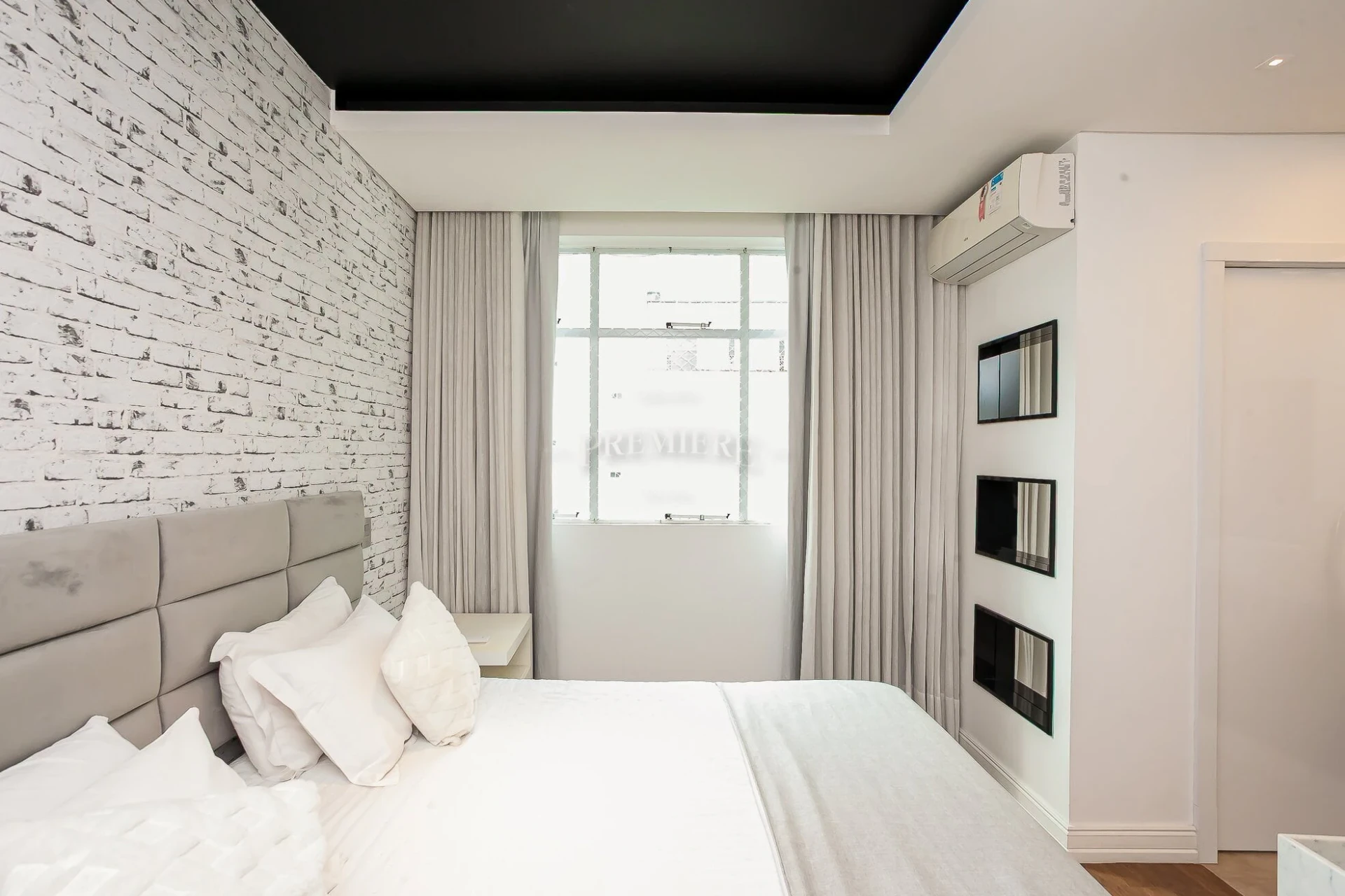 112 m² apartment with a bathtub and floor-to-ceiling windows — photo 17