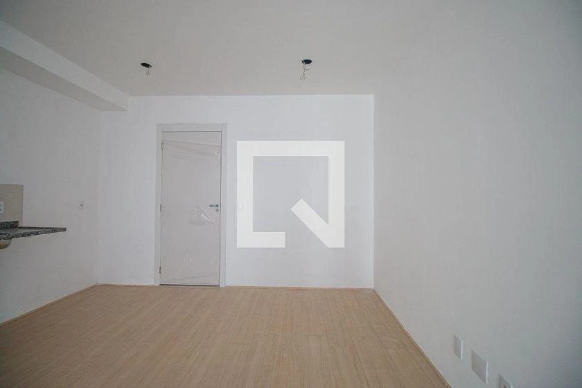 Apartment, 32 m², with wood or laminate floors — photo 12