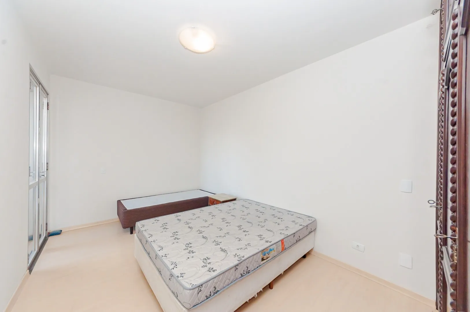 4-bedroom 239 m² apartment with 2 parking spots and 1 suite — photo 20