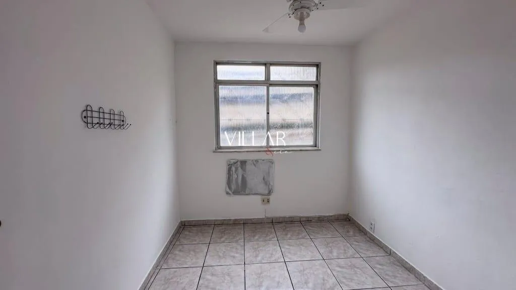 Apartment with 2 bedrooms and a gas stove kitchen — photo 11
