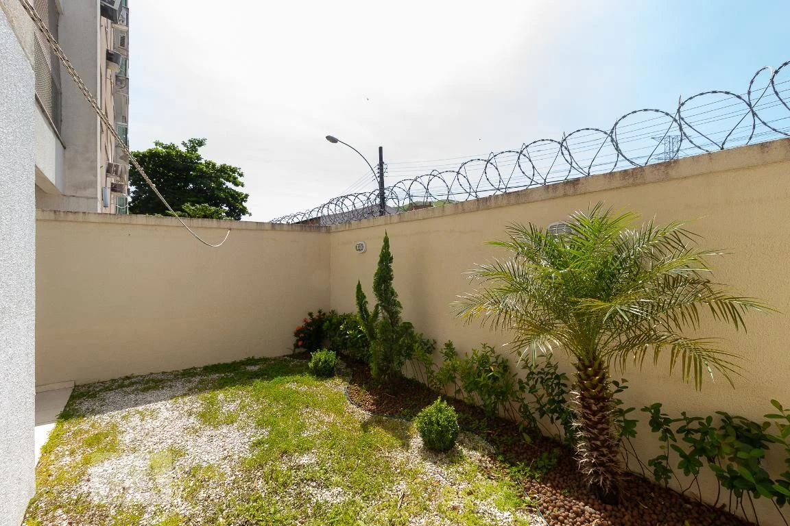 Apartamento de 1 quarto em condomínio com piscina — photo 32