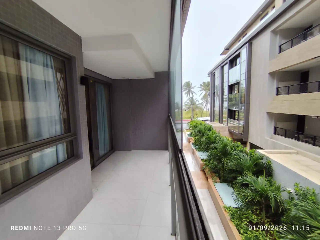 Рабочее место и 2 спальни: квартира 68 м² — photo 19