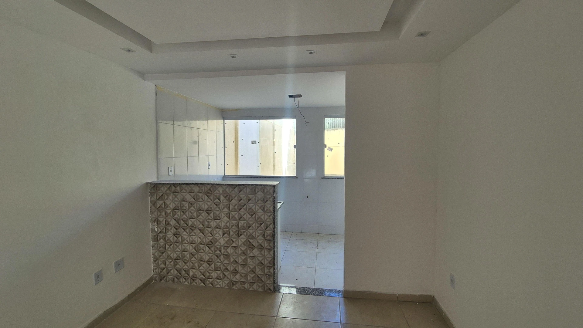 2-bedroom apartment with 1 bathroom and parking — photo 13