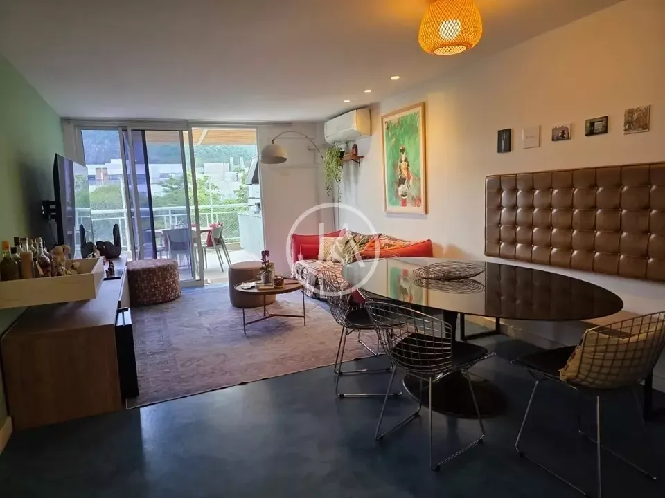 3-bedroom apartment with a grill on the balcony — photo 6