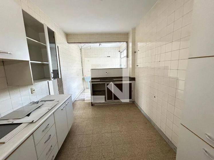 Washing machine in a 2-bedroom apartment, 77 m² — photo 31