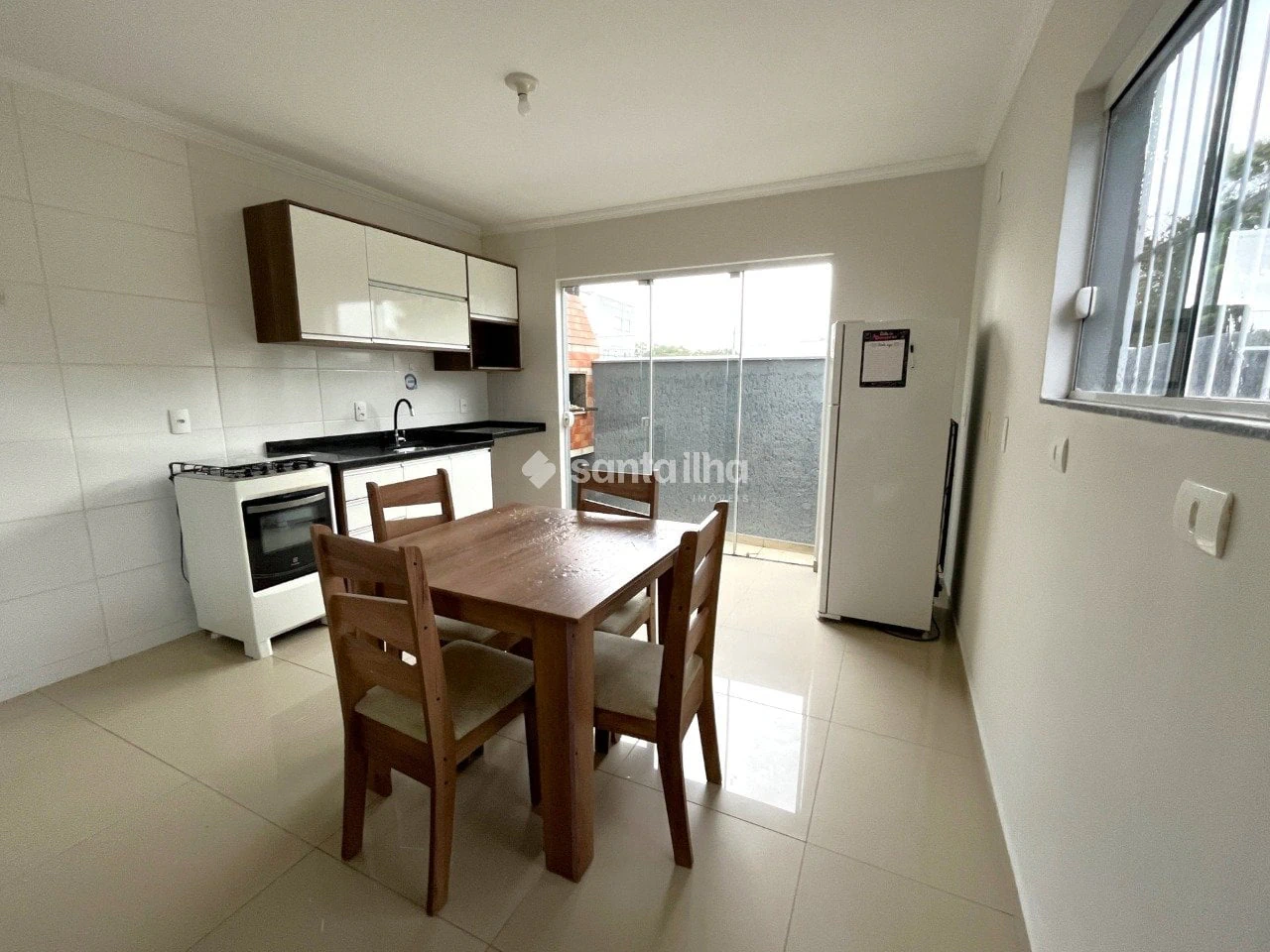 Furnished apartment, 57 m², with a grill on the balcony — photo 2