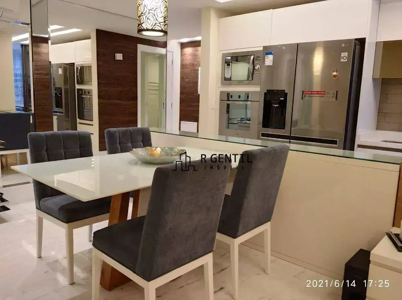 2-bedroom apartment in a building with a sauna — photo 14
