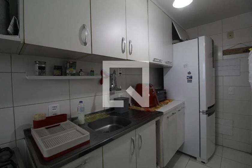 Apartamento amueblado de 3 dormitorios con balcón acristalado — photo 31