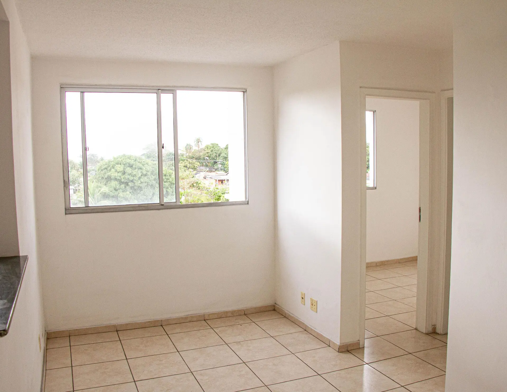 2-bedroom apartment with an open-plan kitchen