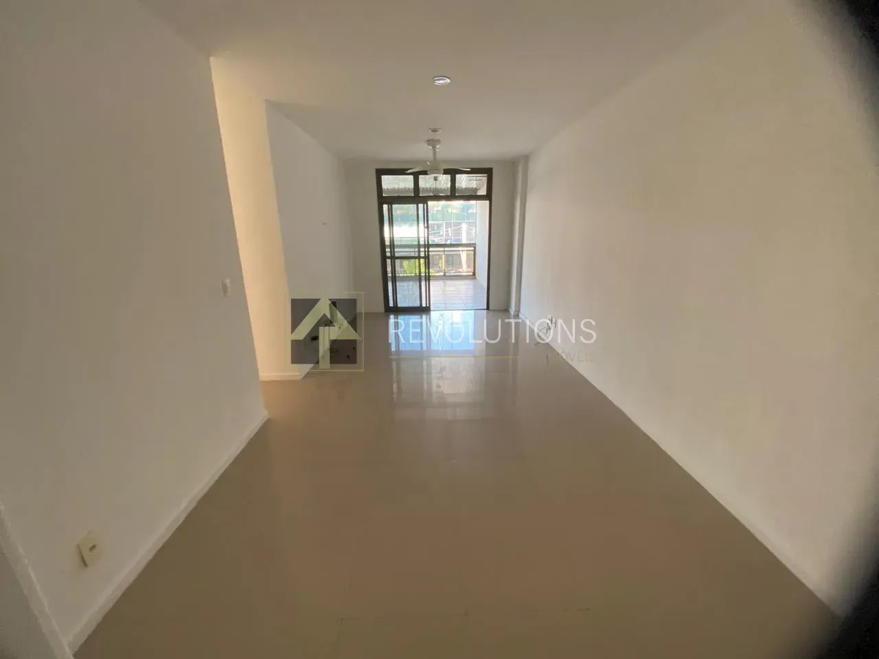 Apartment with 3 bedrooms and 3 bathrooms, enclosed kitchen — photo 12
