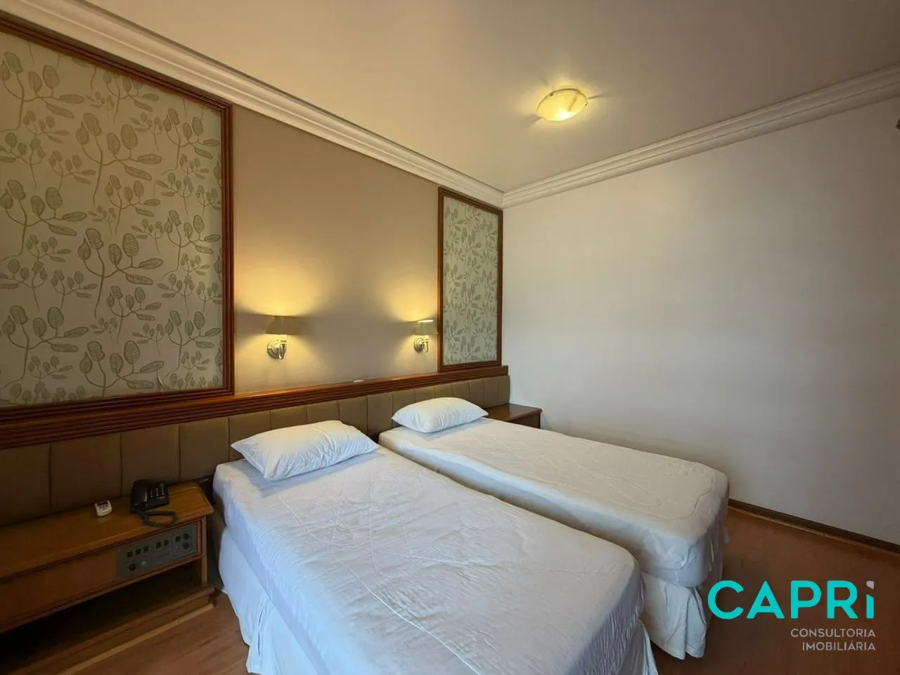 One-bedroom apartment with a washing machine