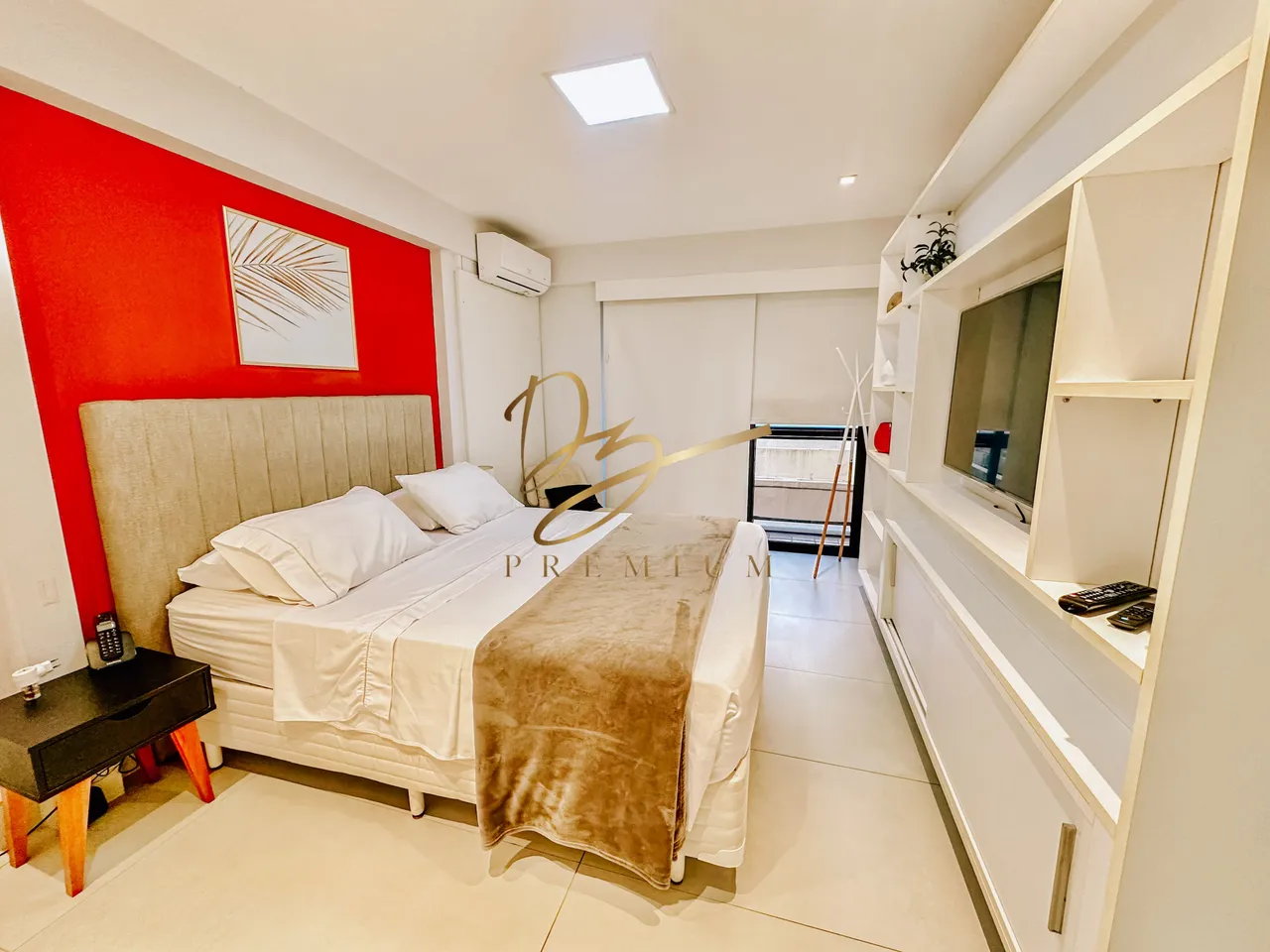 Furnished 2-bedroom, 2-bath apartment with parking — photo 3