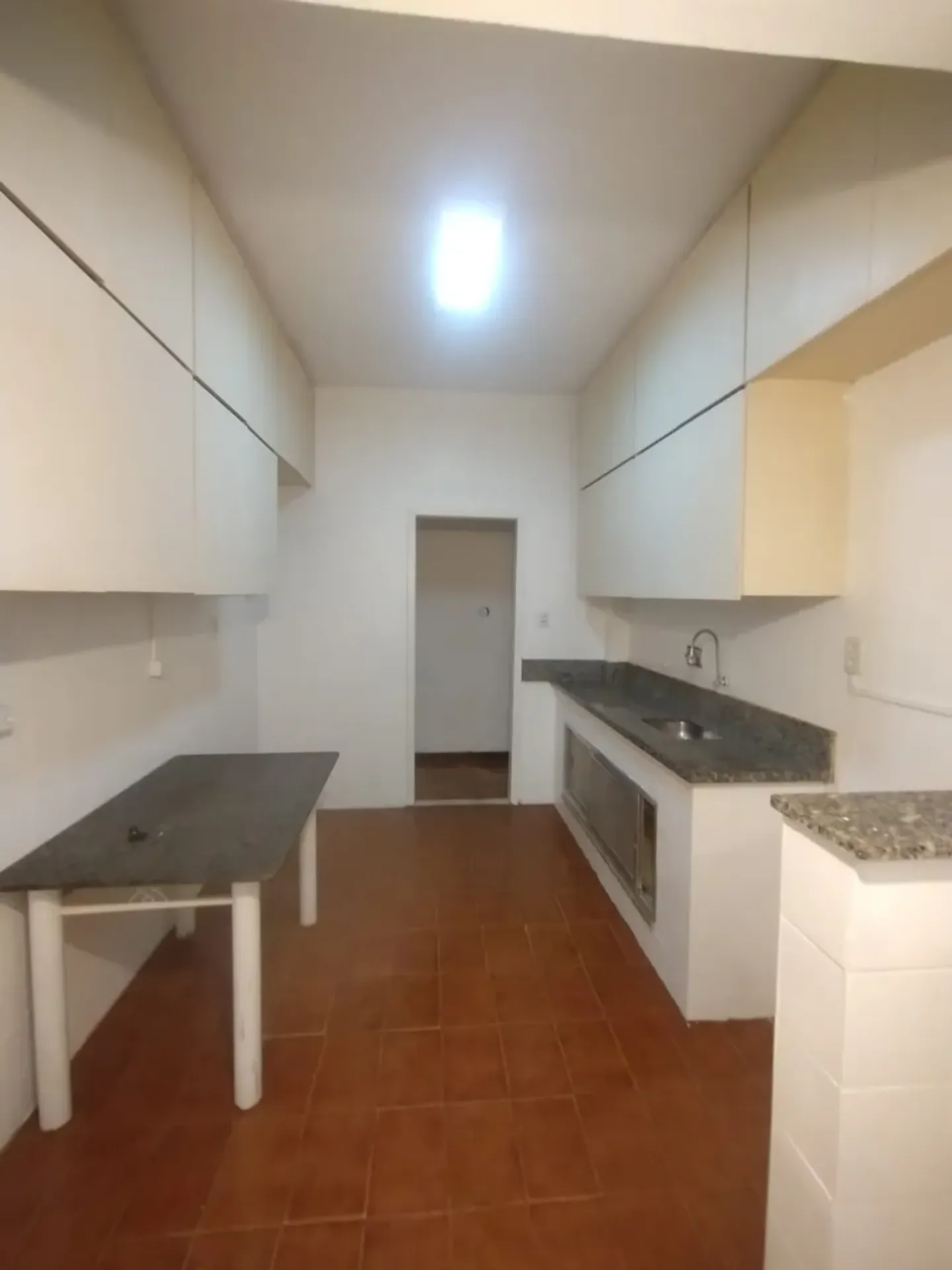 Unfurnished apartment with 3 bedrooms and 3 baths — photo 22