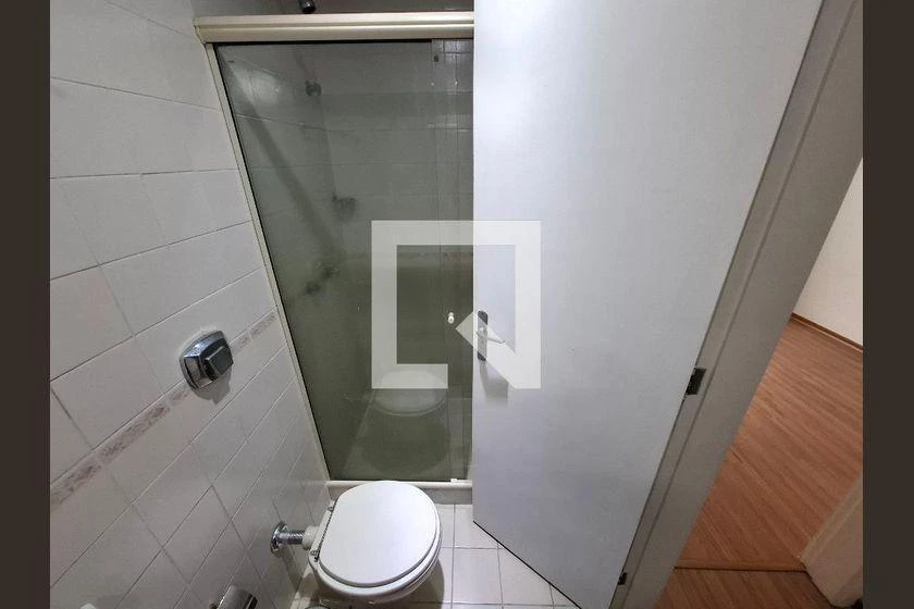Home office in a 4-bedroom apartment, 140 m² — photo 14
