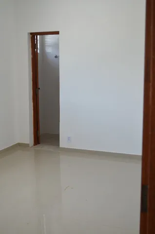 House with 5 bedrooms and 5 bathrooms plus 1 parking spot — photo 6