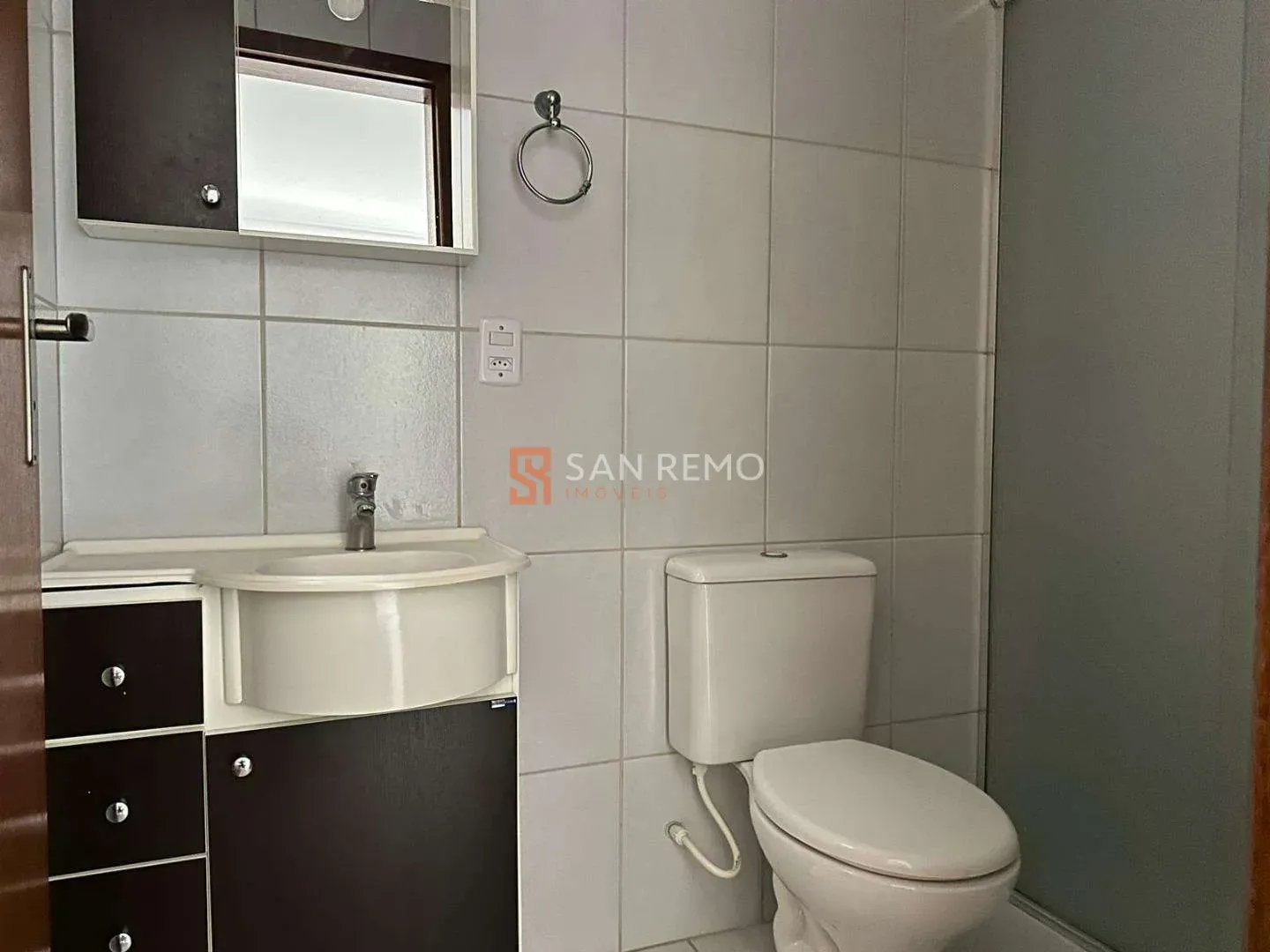 2-bedroom apartment in a building with a pool — photo 9