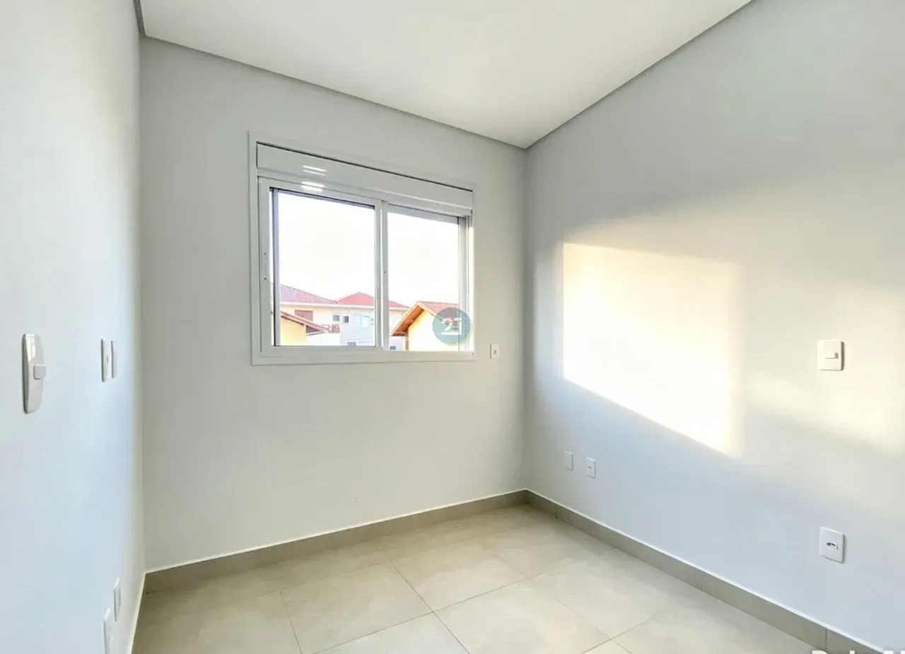 3-bedroom apartment with 1 en-suite and 2 parking spaces — photo 21
