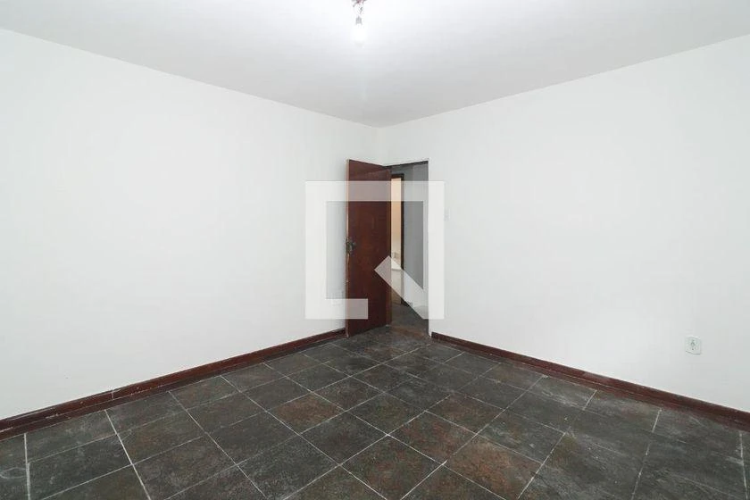 Будинок: 3 спальні, 1 з власною ванною кімнатою, 217 м² — photo 3