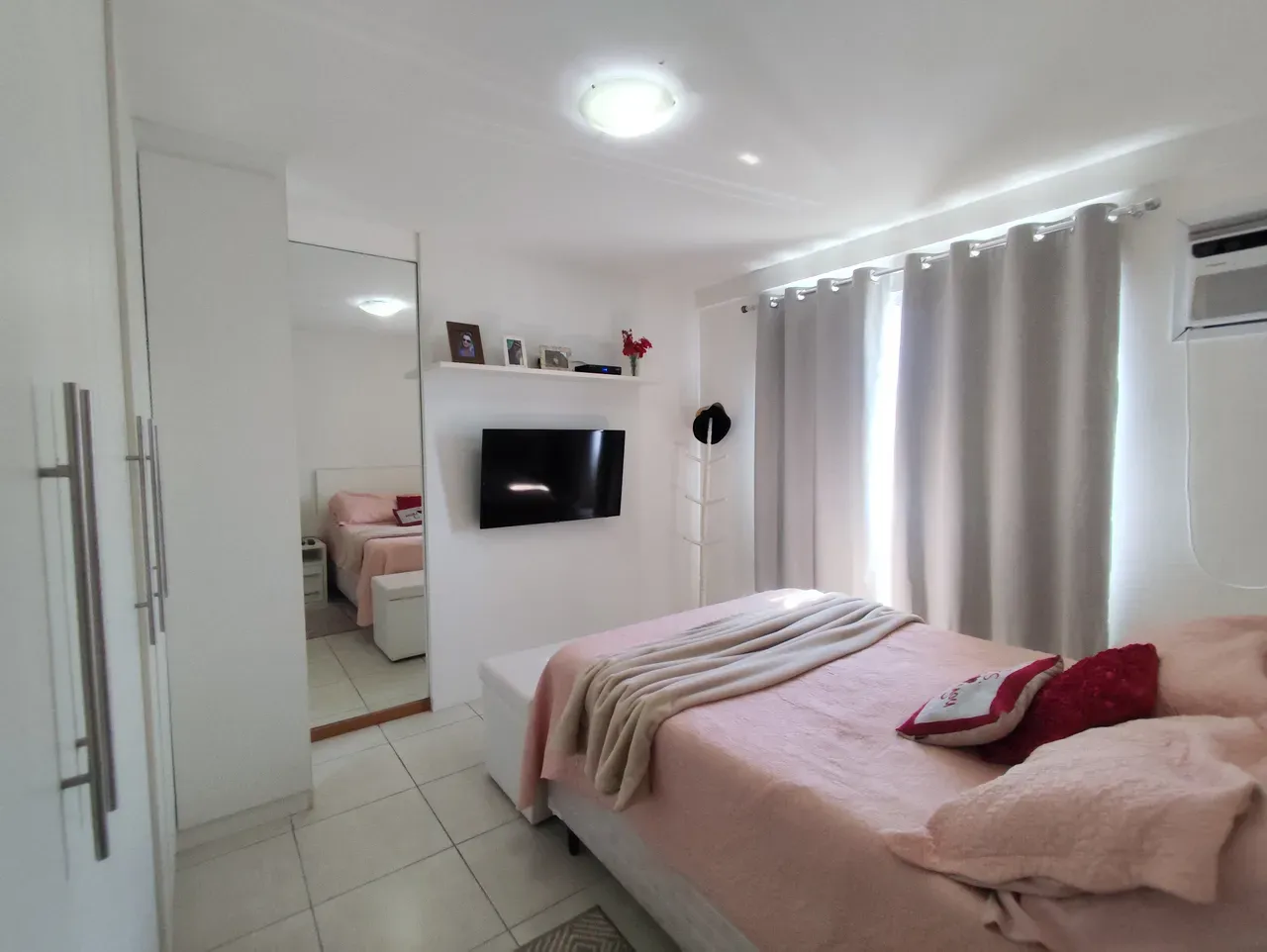 Furnished 3-bedroom apartment with open-plan kitchen — photo 5