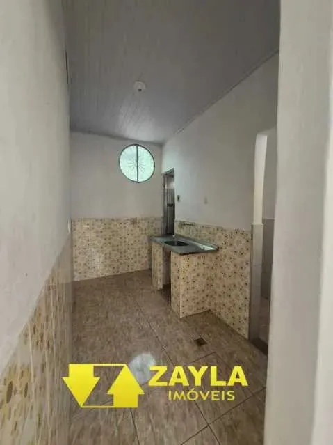 1-bedroom apartment with a glass-enclosed shower — photo 4