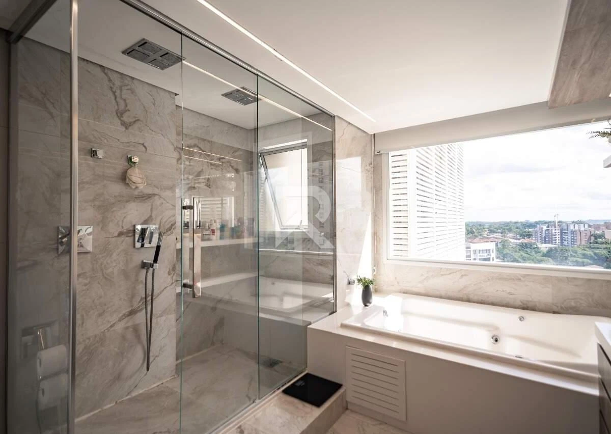 4 en-suite apartment with 373 m² and 5 parking spots — photo 46