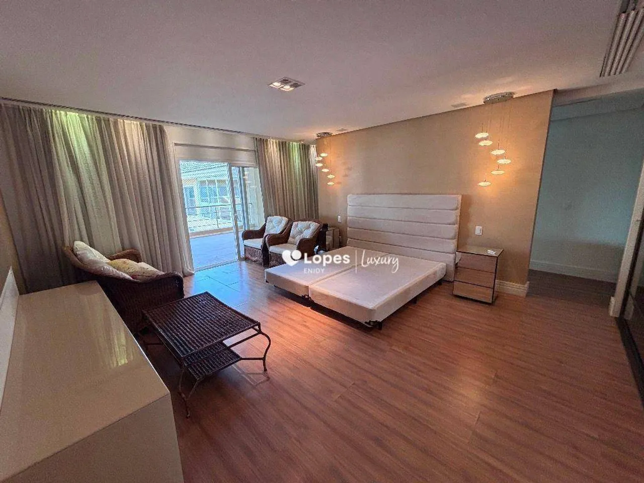 Unfurnished house for rent with 5 bedrooms and 5 baths — photo 15