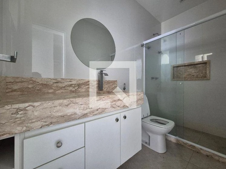 Floor-to-ceiling windows in a 4-bedroom house, 430 m² — photo 50